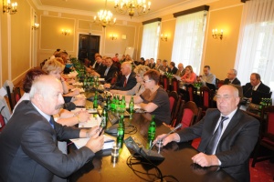 W Sejmie o samorządach