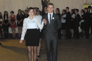 Zatańczyli poloneza