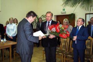 Gratulacje dla Jerzego Kulpińskiego, dyrektora DPS w Łagiewnikach