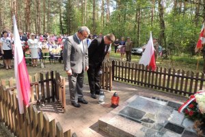 Uroczystości patriotyczne w Ewelinowie