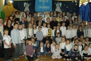 Świąteczne życzenia w Szkole w Paprocicach i Zbelutce