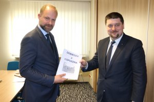 Trudne rozmowy o przyszłości pałacu