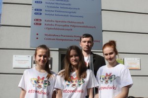 Uczniowie ZSP Bodzentyn ponownie w krajowej czołówce z fizyki!