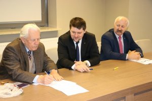 Nowe umowy z kołami łowieckimi