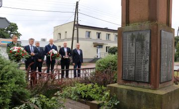 Starosta kielecki upamiętnił ofiary II wojny światowej