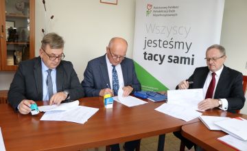 podpisanie umowy w siedzibie PFRON