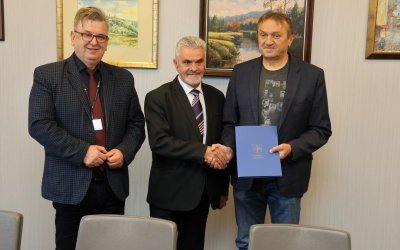 Dotacje na remonty zabytkowych kościołów w Piotrkowicach i w Bardzie