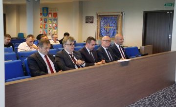sesja Rady Powiatu w Kielcach 
