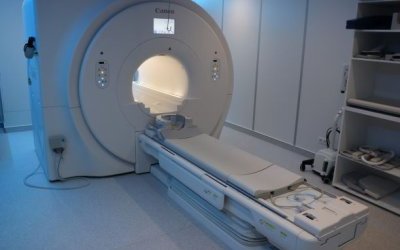 Rezonans magnetyczny w ŚCMiN w Kielcach
