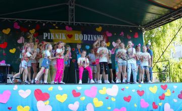 Piknik rodzinny w szkole w Chmielniku