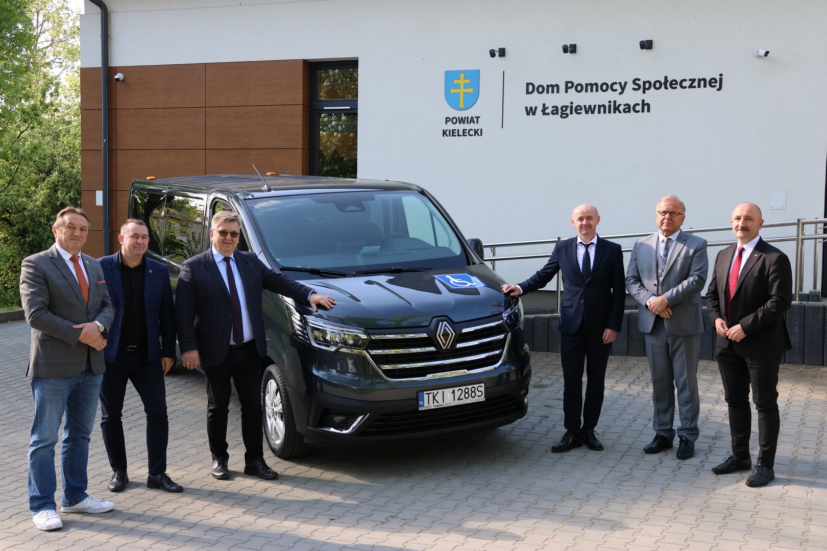 Nowy bus dla DPS w Łagiewnikach