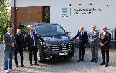 Nowy bus dla DPS w Łagiewnikach
