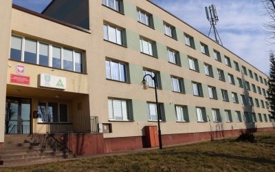 Zapraszamy do Powiatowego Szkolnego Schroniska Młodzieżowego w Chęcinach