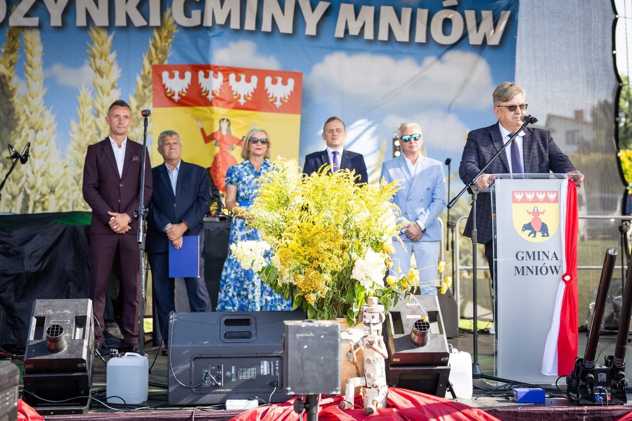 Dożynki w Gminie Mniów - święto chleba, ludzi i wdzięczności 