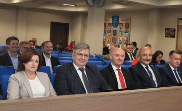 Inwestycje i tytuły honorowe podczas 19. Sesji Rady Powiatu