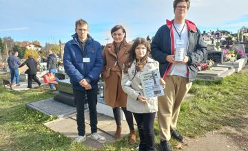 Uczniowie Technikum nr 6 kwestowali w Nowej Słupi