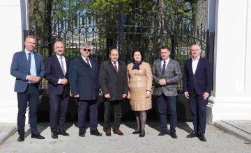 Zabytkowa brama w Łopusznie już gotowa