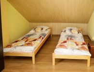 Agroturystyka Bieliny, Gospodarstwo Agroturystyczne „Orzechowa Zagroda” z Nowej Słupi i Gospodarstwo Agroturystyczne „Pod Bukiem” z Bodzentyna
