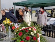 Uroczystości patriotyczne upamiętniające 74 rocznicę pacyfikacji wsi Naramów.