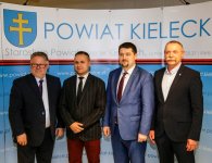 Podpisanie umowy w sprawie przebudowy mostu w Barczy