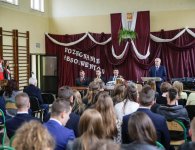 Pożegnanie absolwentów w ZS nr 3 w Chmielniku