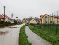 Starosta kielecki Michał Godowski monitorował stan wód w gminach Sitkówka-Nowiny i Chęciny