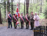 Uroczystości patriotyczne w Dobrzeszowie, upamiętniające ofiary II wojny światowej