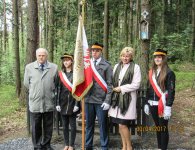 Uroczystości patriotyczne w Dobrzeszowie, upamiętniające ofiary II wojny światowej