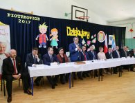 Uroczysta sesja na Tarnoskale