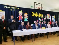Uroczysta sesja na Tarnoskale