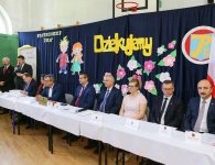 Uroczysta sesja na Tarnoskale