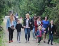 Impreza integracyjna pełna atrakcji dla rodzin w Lisowie