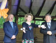 Impreza integracyjna pełna atrakcji dla rodzin w Lisowie