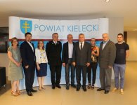 Wizyta Waldemara Pawlaka w kieleckim starostwie 