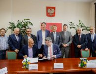 Podpisanie umowy z wykonawca północnej obwodnicy Chmielnika