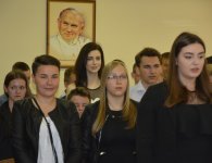 Świadectwa rozdane, uczniowie mają wakacje