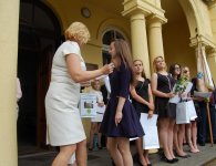 Świadectwa rozdane, uczniowie mają wakacje