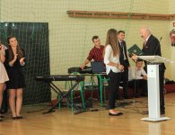 Świadectwa rozdane, uczniowie mają wakacje