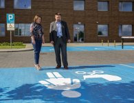 Nowe miejsca parkingowe dla matek z dzieckiem 