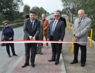 Odbiór chodnika w Kostomłotach I w gminie Miedziana Góra
