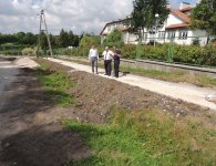 Objazd po inwestycjach powaitu kieleckiego w Chęcinach