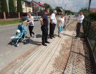 Objazd po inwestycjach powaitu kieleckiego w Chęcinach