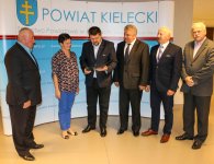 Ze służby zdrowia do oświaty