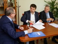 Podpisano umowy na wsparcie osób niepełnosprawnych