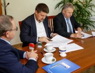 Podpisano umowy na wsparcie osób niepełnosprawnych