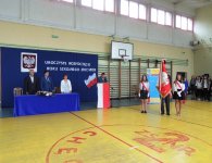 Pierwszy dzwonek w powiatowych szkołach