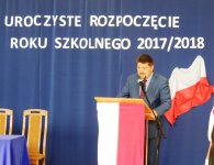 Pierwszy dzwonek w powiatowych szkołach