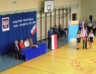 Pierwszy dzwonek w powiatowych szkołach