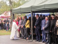 Delegacja Powiatu Kieleckiego na dożynkach w Damnicy (Pow. Słupski)