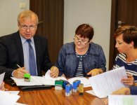 Umowy na dofinansowania zakupu samochodów dla osób niepełnosprawnych